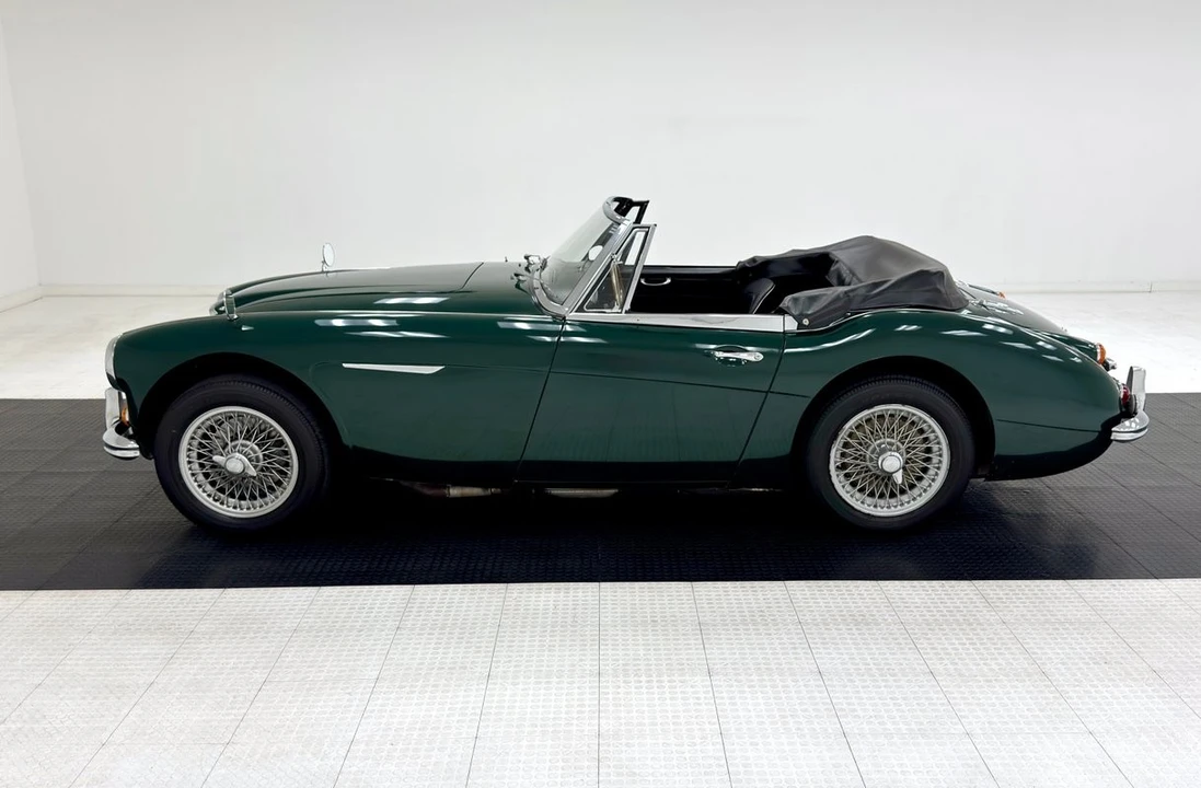 1967 Austin-Healey 3000 Mark III - Image 4 of 21