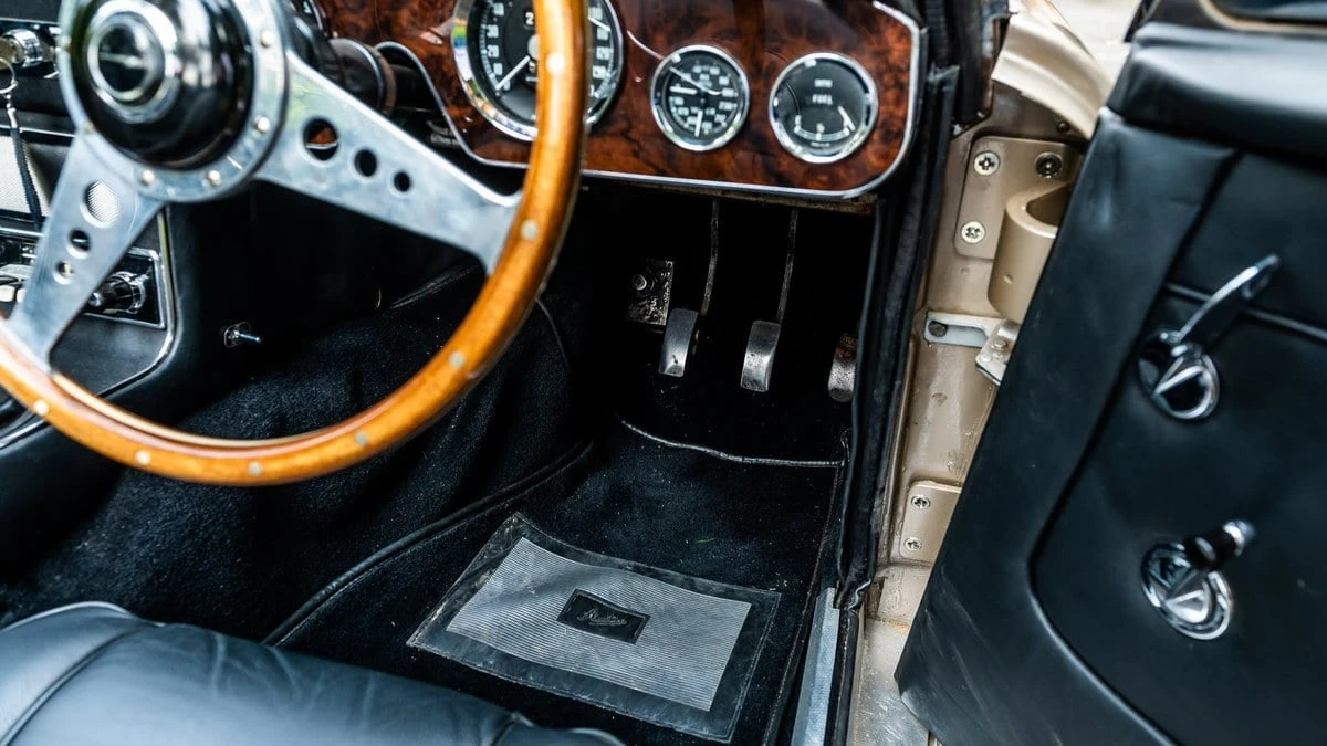 1967 Austin-Healey 3000 Mark III - Image 26 of 30
