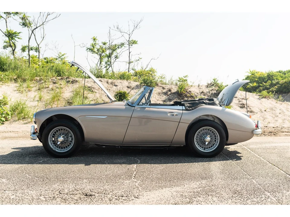 1967 Austin-Healey 3000 Mark III - Image 6 of 31