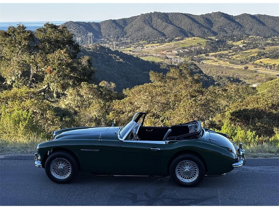 1967 Austin-Healey 3000 Mark III - Image 13 of 31