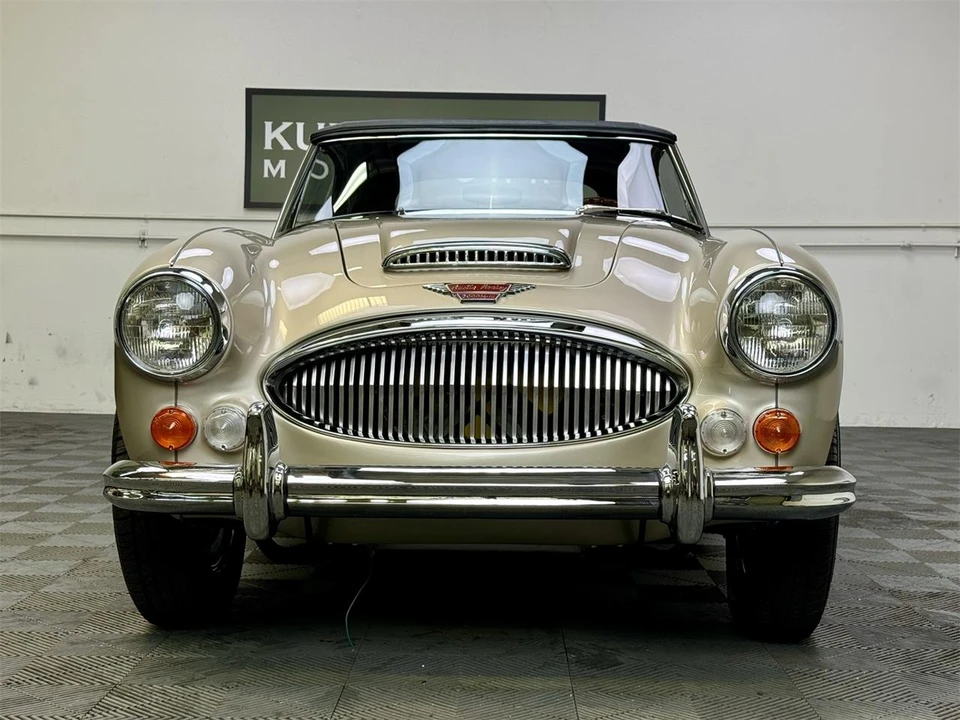 1967 Austin-Healey 3000 Mark III - Image 3 of 30