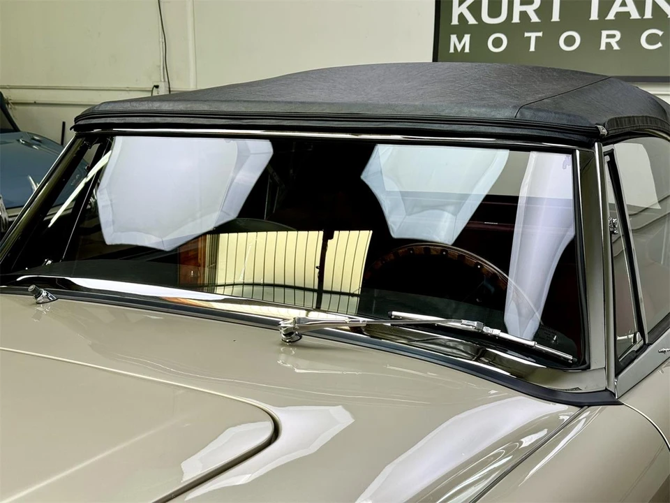1967 Austin-Healey 3000 Mark III - Image 9 of 30