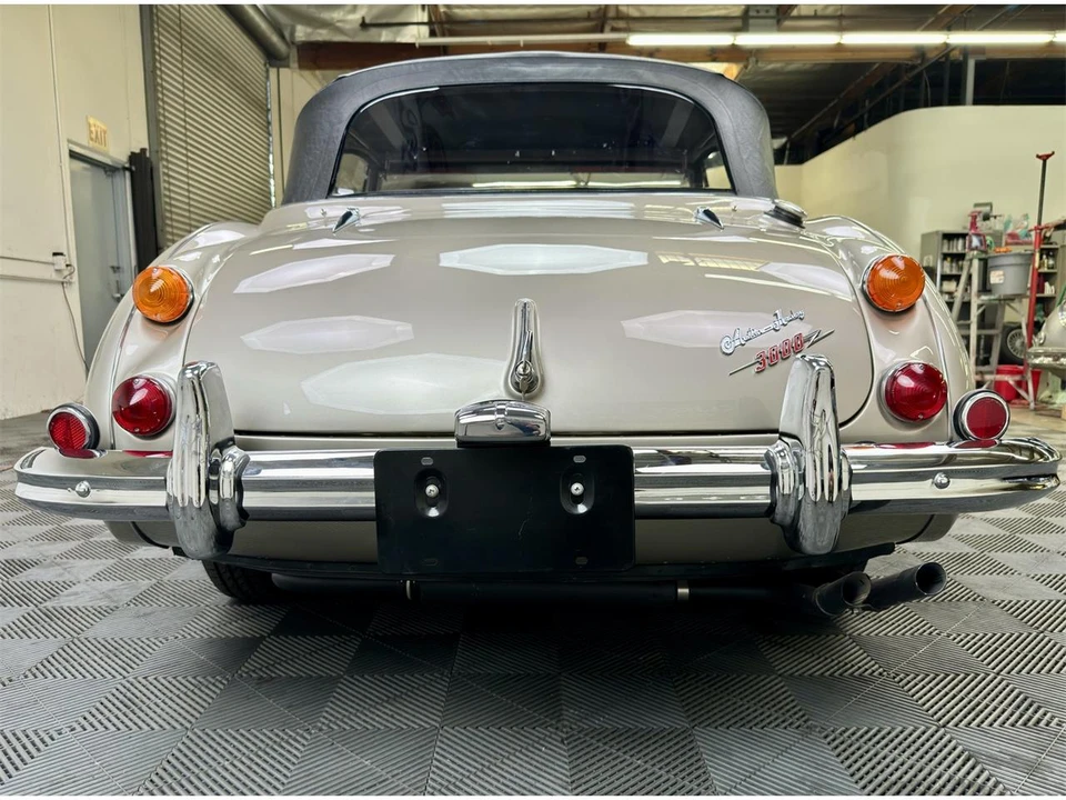 1967 Austin-Healey 3000 Mark III - Image 14 of 30