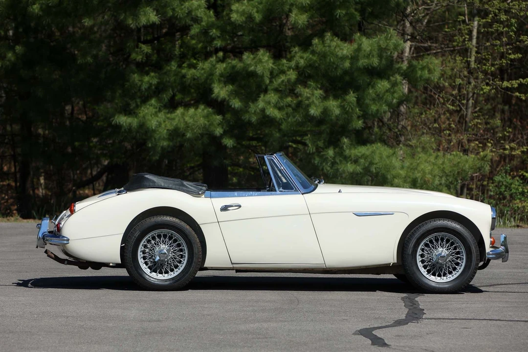 1967 Austin-Healey 3000 Mark III - Image 3 of 31