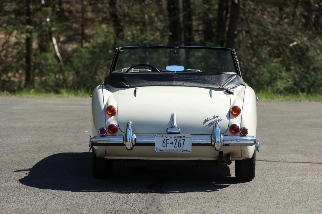 1967 Austin-Healey 3000 Mark III - Image 15 of 31