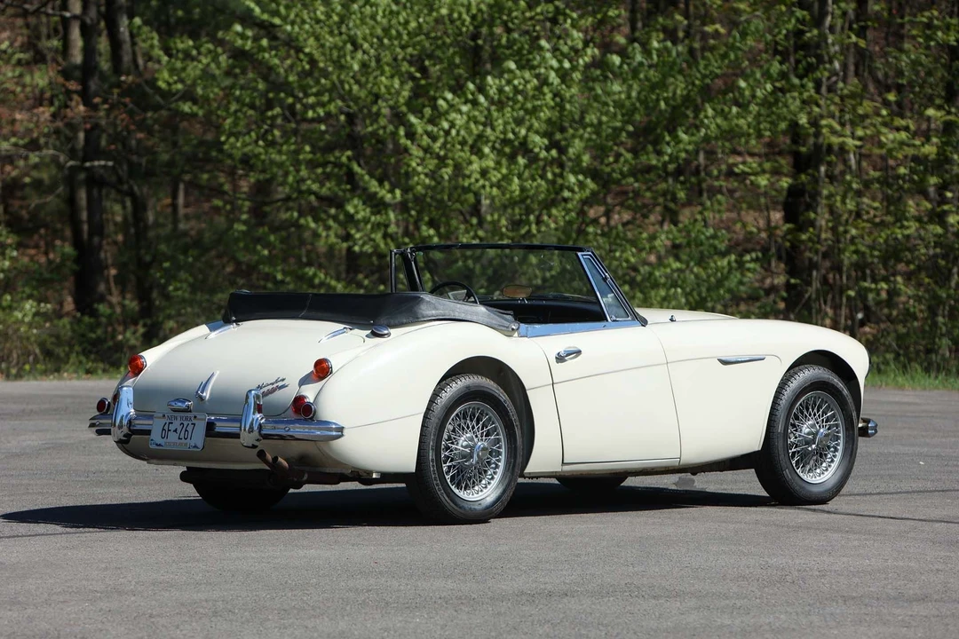 1967 Austin-Healey 3000 Mark III - Image 4 of 31