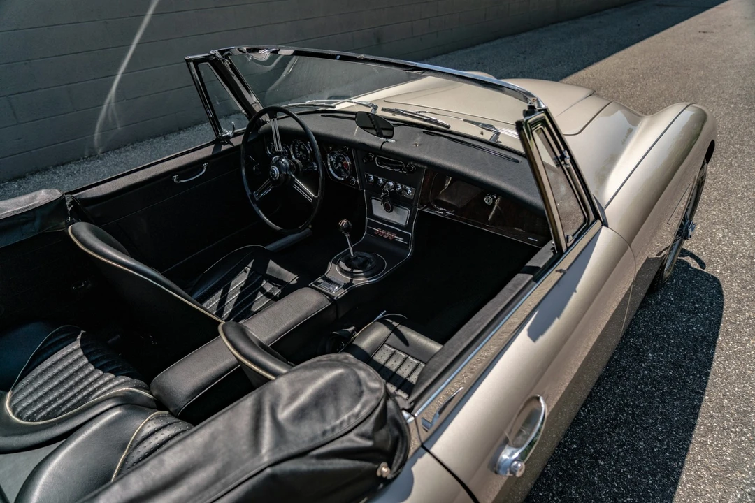 1967 Austin-Healey 3000 Mark III - Image 10 of 31