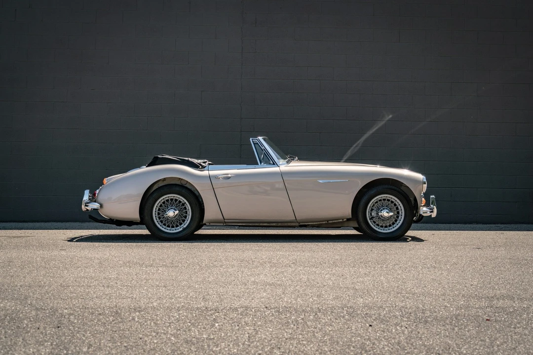1967 Austin-Healey 3000 Mark III - Image 17 of 31