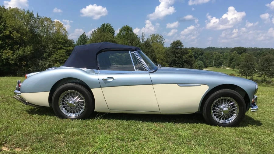 1967 Austin-Healey 3000 Mark III - Image 2 of 5