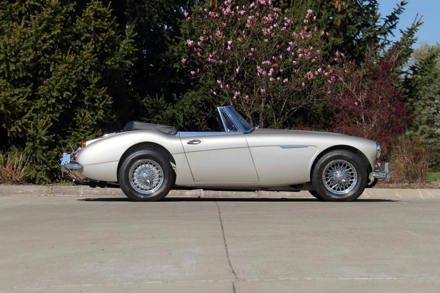 1967 Austin-Healey 3000 Mark III - Image 2 of 31