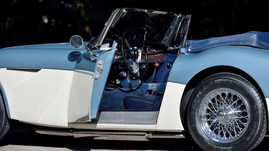 1967 Austin-Healey 3000 Mark III - Image 15 of 19