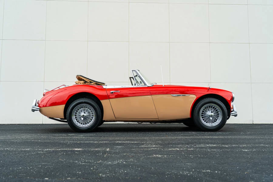 1967 Austin-Healey 3000 Mark III - Image 19 of 31