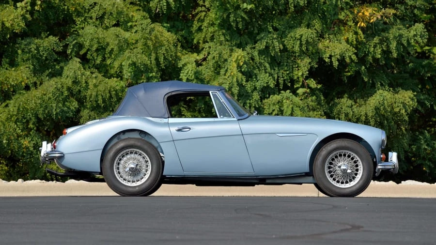 1967 Austin-Healey 3000 Mark III - Image 2 of 12