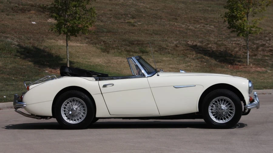 1967 Austin-Healey 3000 Mark III - Image 2 of 12