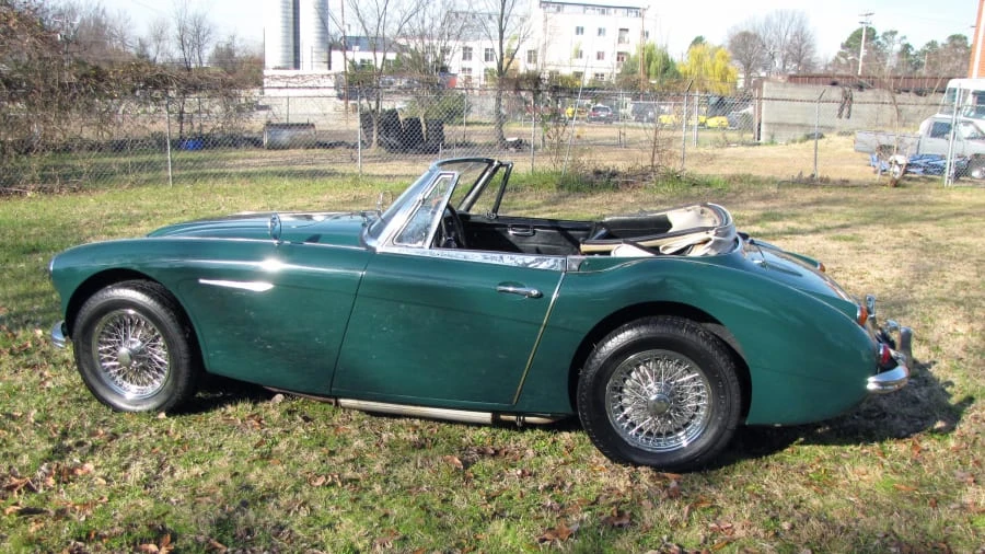1967 Austin-Healey 3000 Mark III - Image 2 of 12