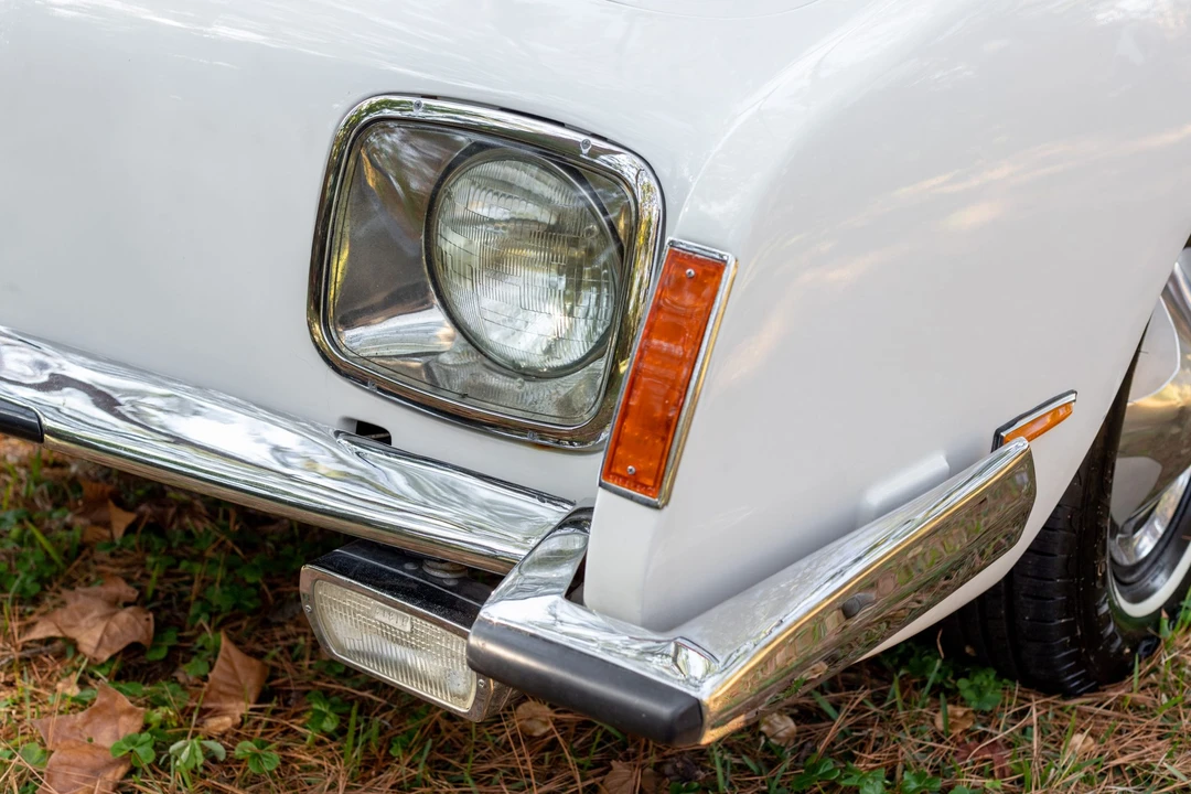 1967 Studebaker Avanti - Image 12 of 31