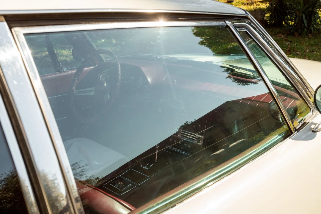 1967 Studebaker Avanti - Image 31 of 31