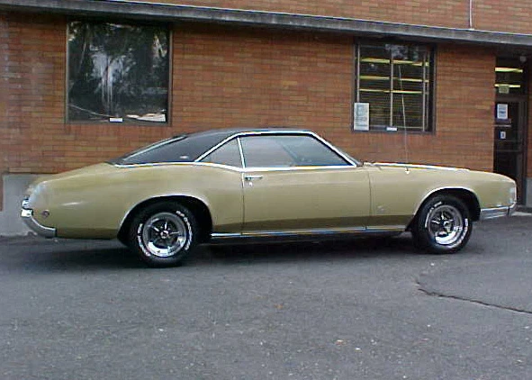1967 Buick Riviera 2nd Gen - Image 2 of 2