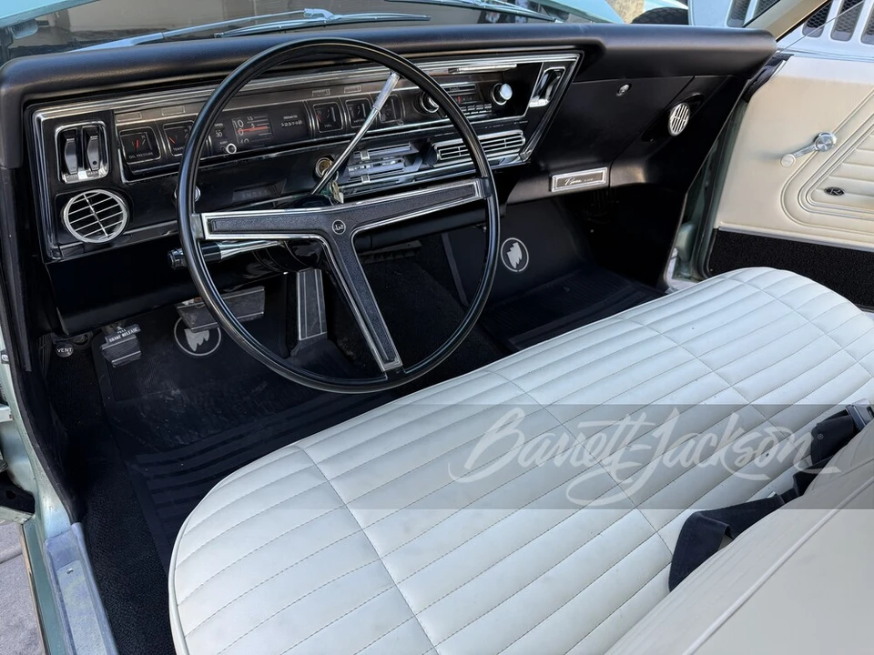 1967 Buick Riviera 2nd Gen - Image 6 of 9