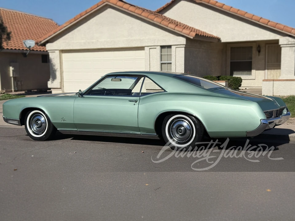 1967 Buick Riviera 2nd Gen - Image 2 of 9
