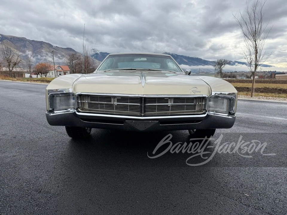 1967 Buick Riviera 2nd Gen - Image 12 of 14