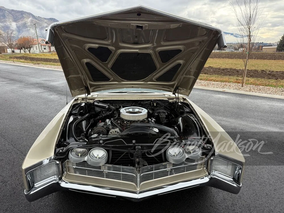 1967 Buick Riviera 2nd Gen - Image 13 of 14