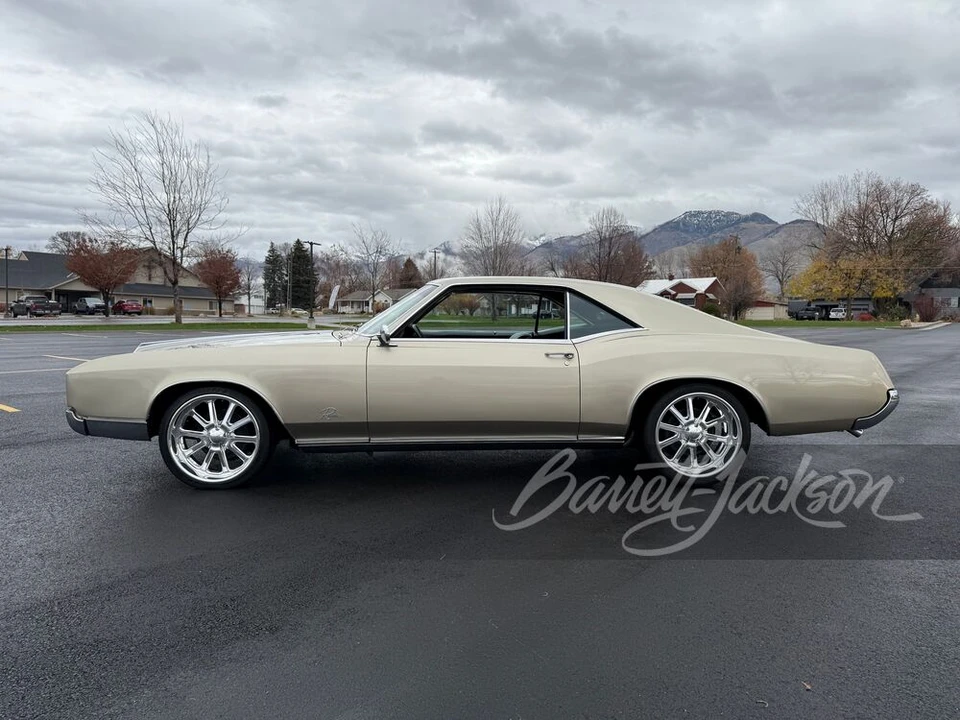 1967 Buick Riviera 2nd Gen - Image 5 of 14