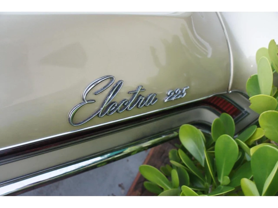 1967 Buick Electra - Image 5 of 31