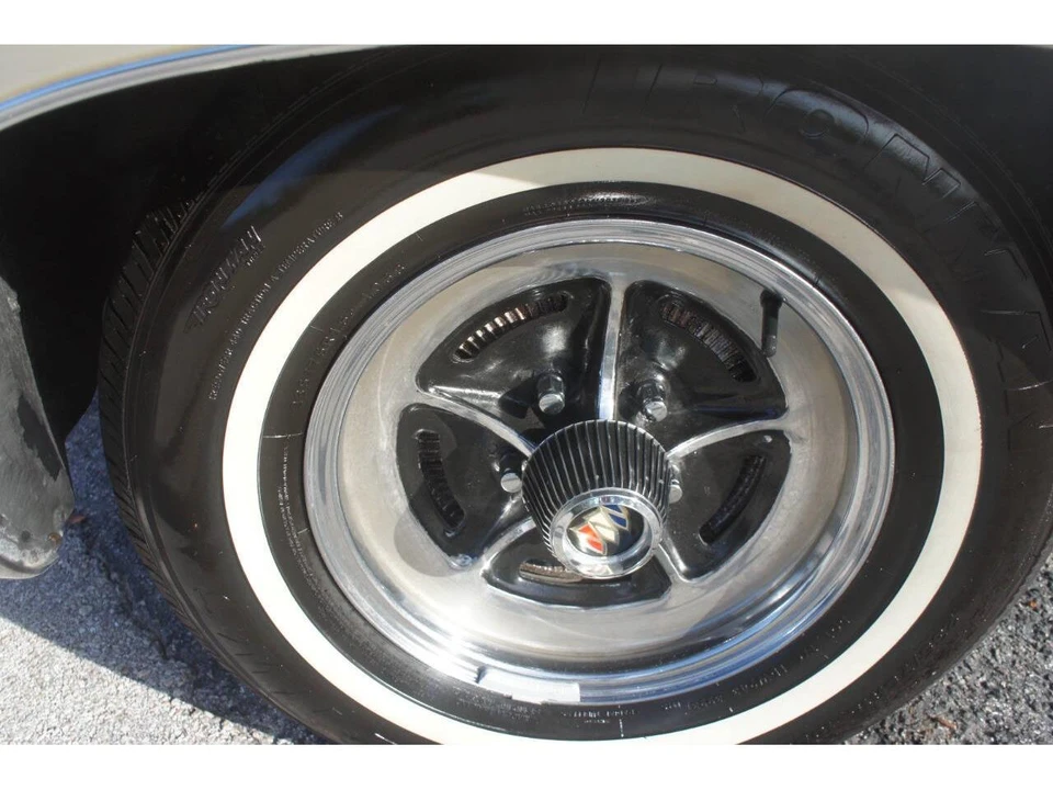 1967 Buick Electra - Image 20 of 31