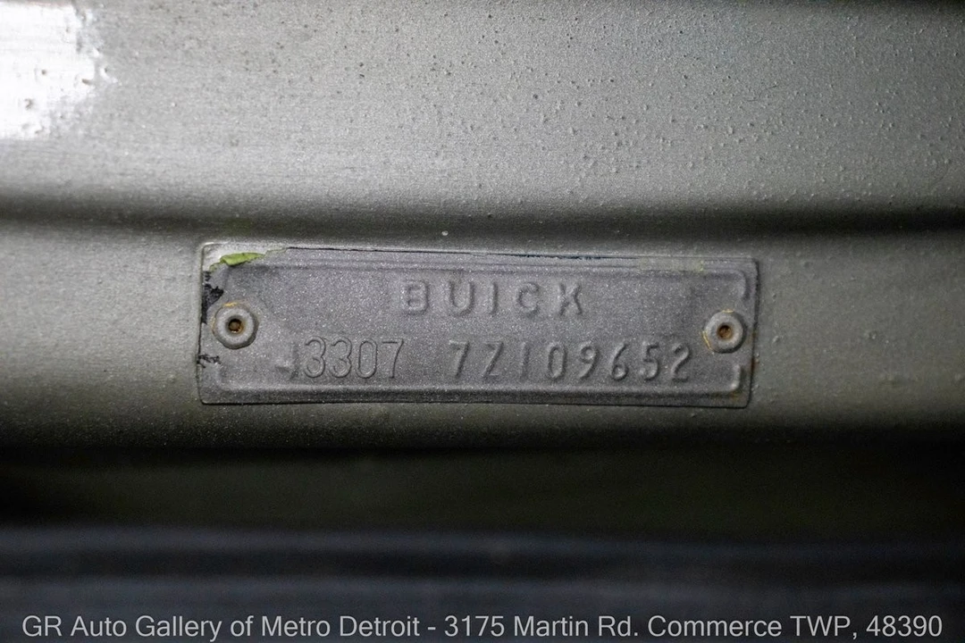 1967 Buick Gran Sport - Image 17 of 31