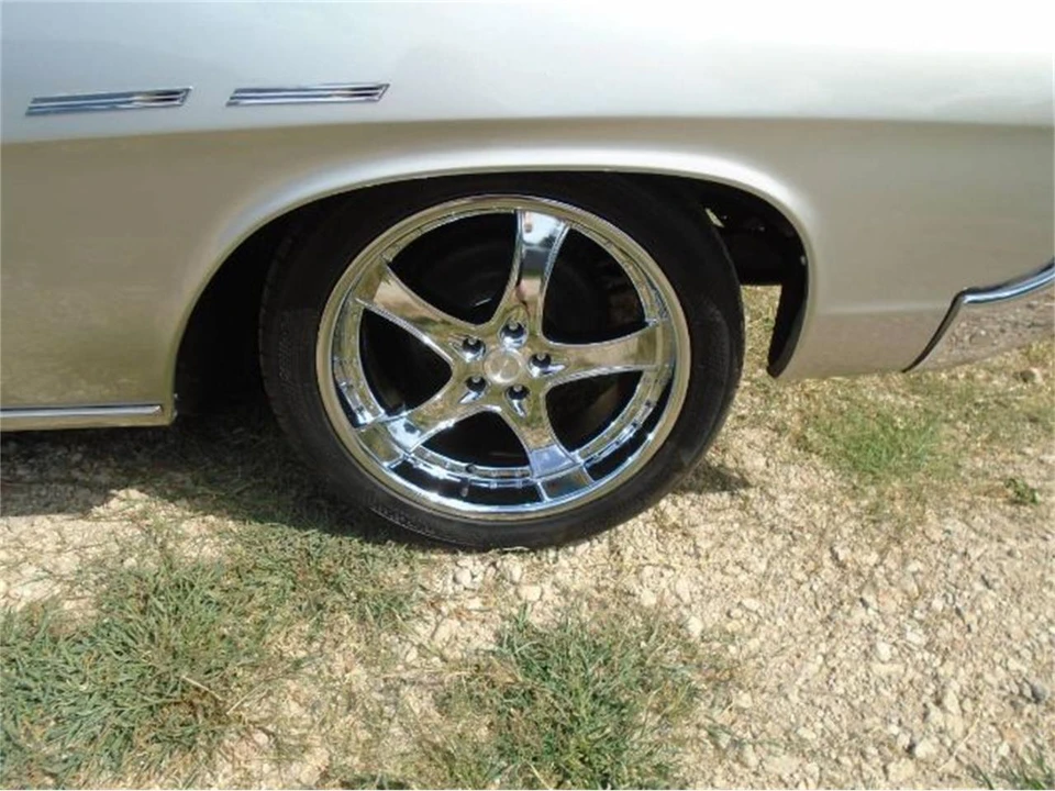 1967 Buick LeSabre - Image 16 of 24