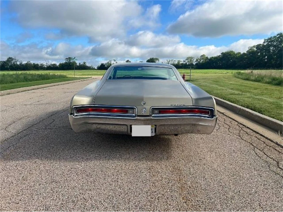 1967 Buick LeSabre - Image 8 of 13