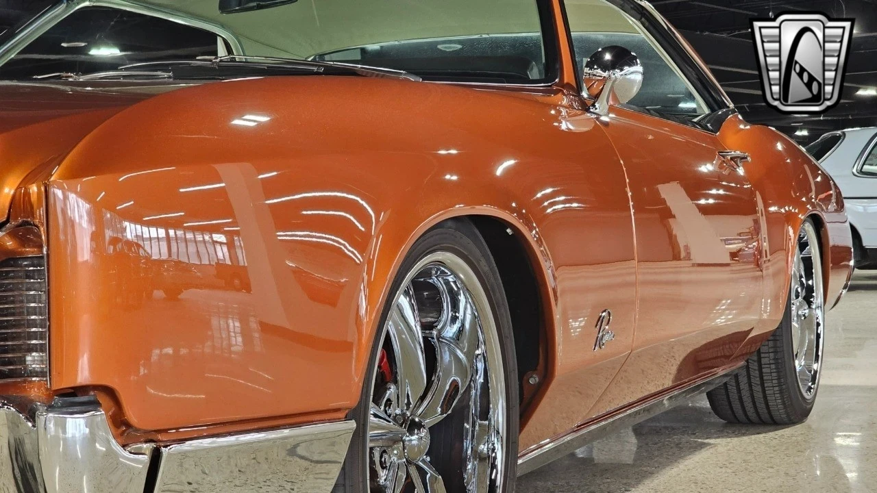 1967 Buick Riviera 2nd Gen - Image 12 of 21