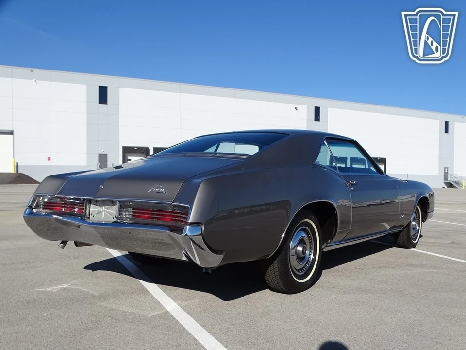 1967 Buick Riviera 2nd Gen - Image 17 of 21