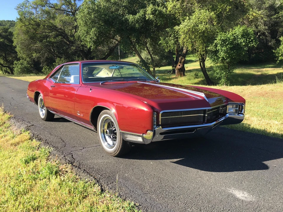 1967 Buick Riviera 2nd Gen - Image 13 of 31