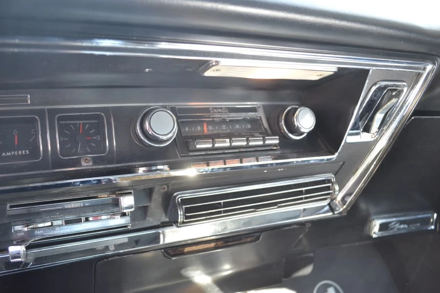1967 Buick Riviera 2nd Gen - Image 9 of 12
