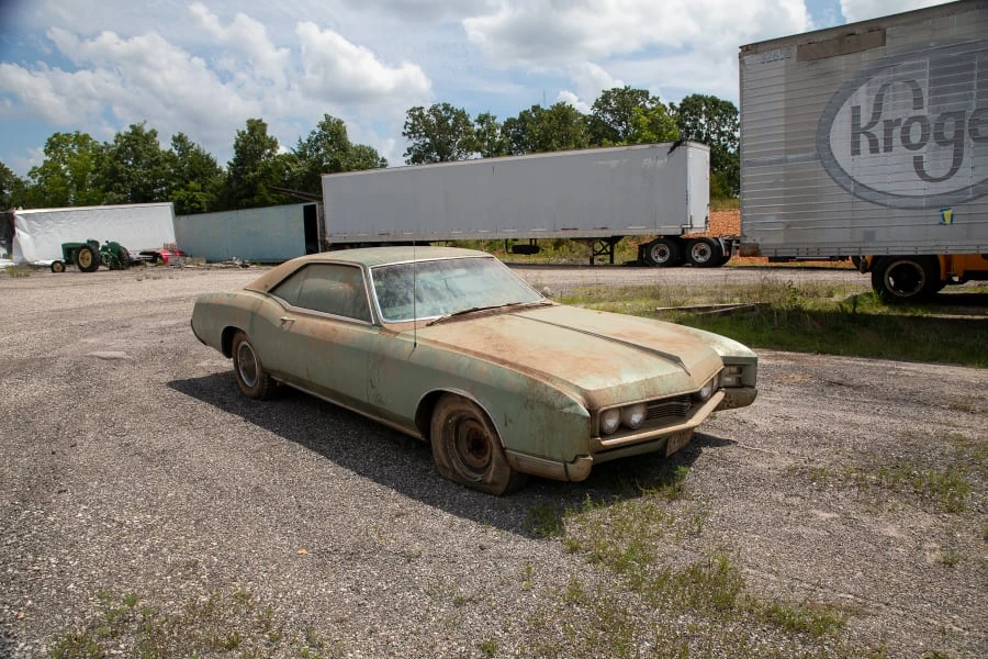 1967 Buick Riviera 2nd Gen - Image 4 of 8