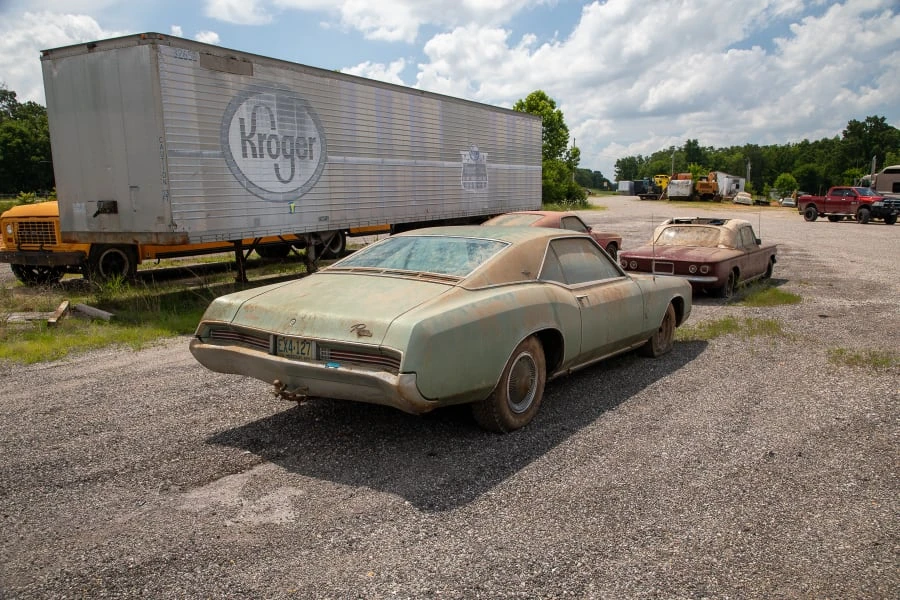 1967 Buick Riviera 2nd Gen - Image 3 of 8