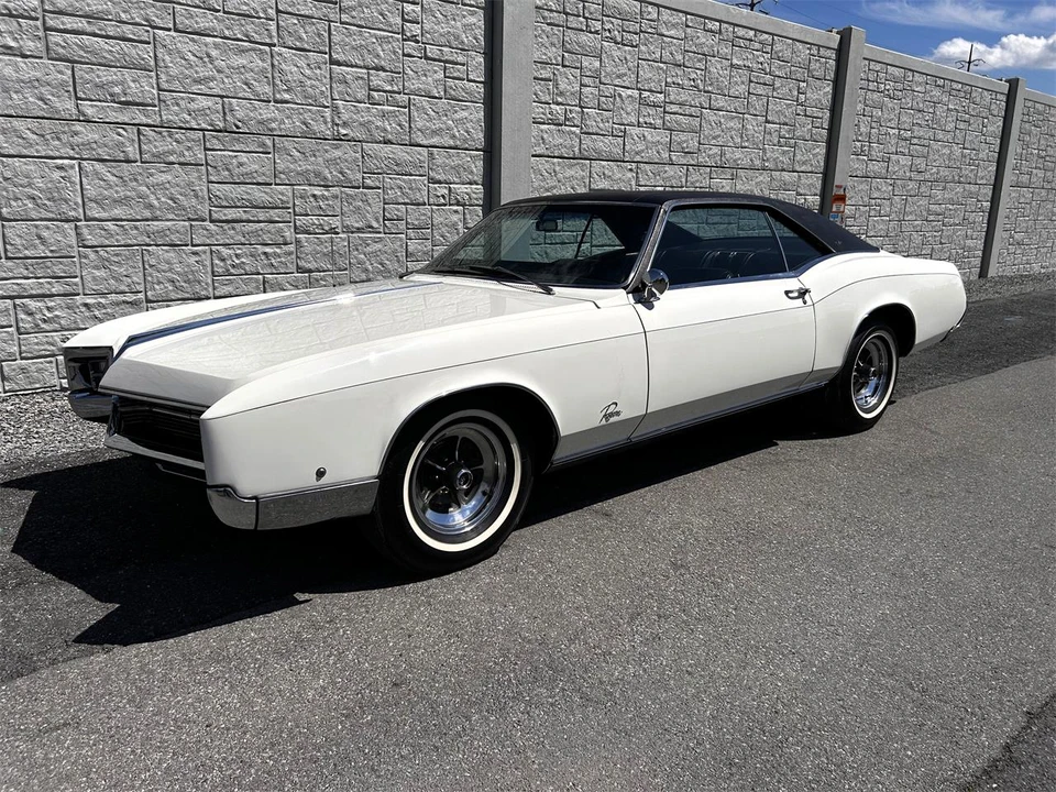 1967 Buick Riviera 2nd Gen - Image 2 of 31