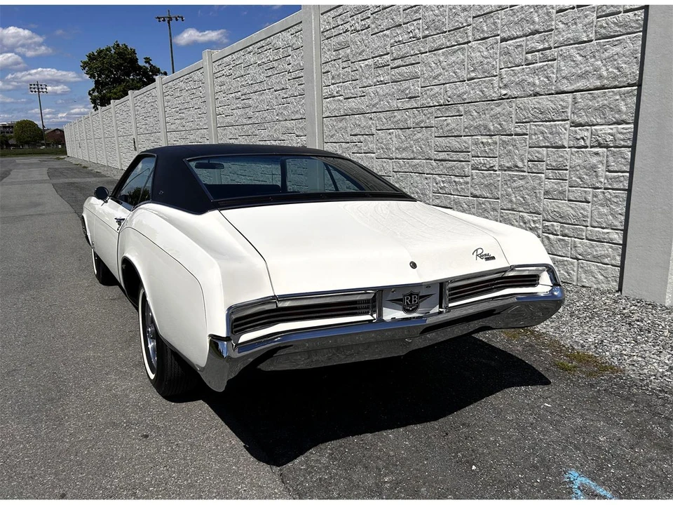 1967 Buick Riviera 2nd Gen - Image 10 of 31