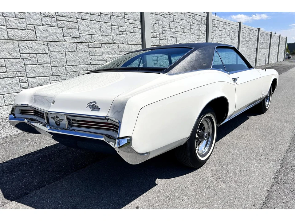 1967 Buick Riviera 2nd Gen - Image 13 of 31