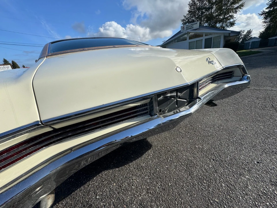 1967 Buick Riviera 2nd Gen - Image 10 of 21