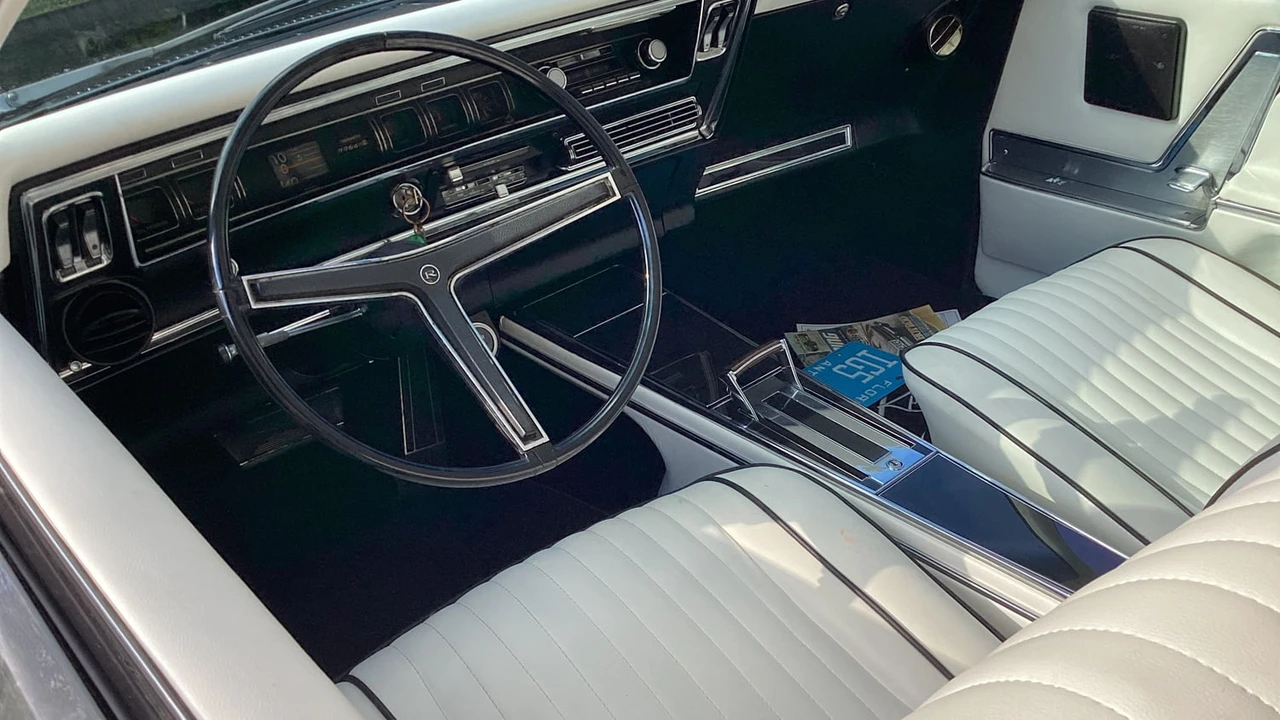 1967 Buick Riviera 2nd Gen - Image 7 of 11