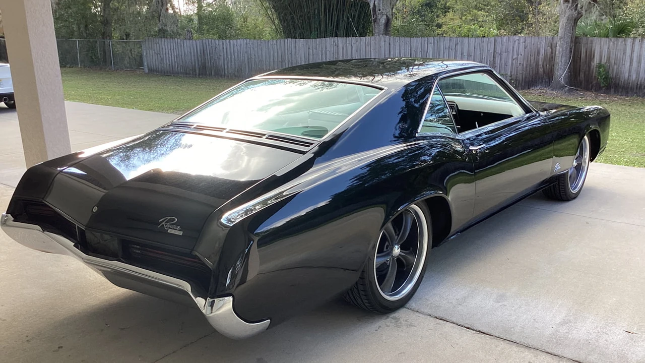 1967 Buick Riviera 2nd Gen - Image 8 of 11