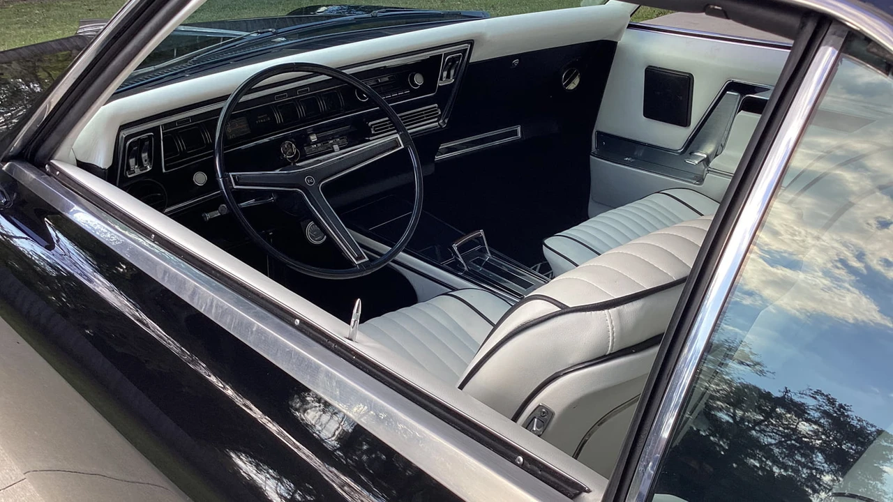 1967 Buick Riviera 2nd Gen - Image 4 of 11