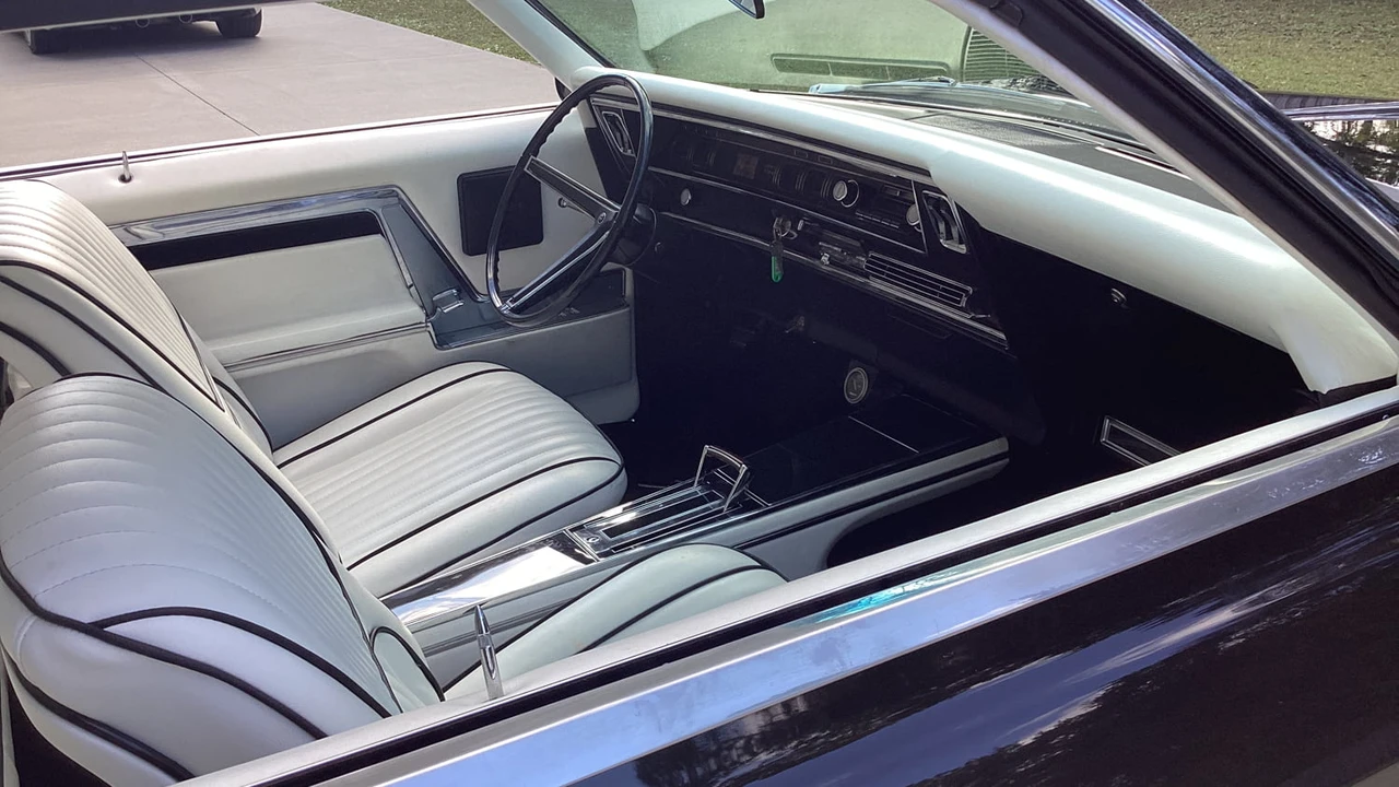1967 Buick Riviera 2nd Gen - Image 6 of 11
