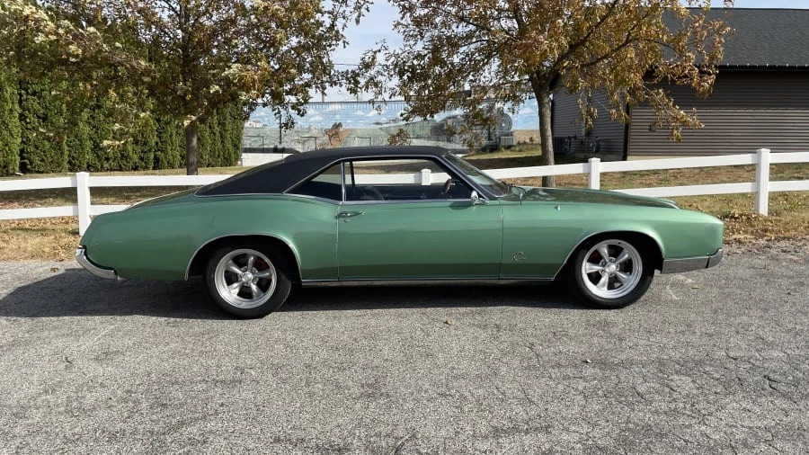 1967 Buick Riviera 2nd Gen - Image 2 of 27