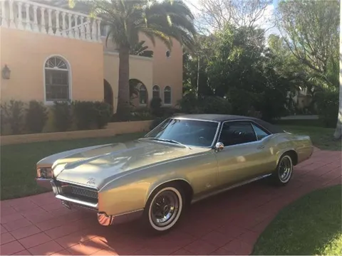 1967 Buick Riviera Hardtop