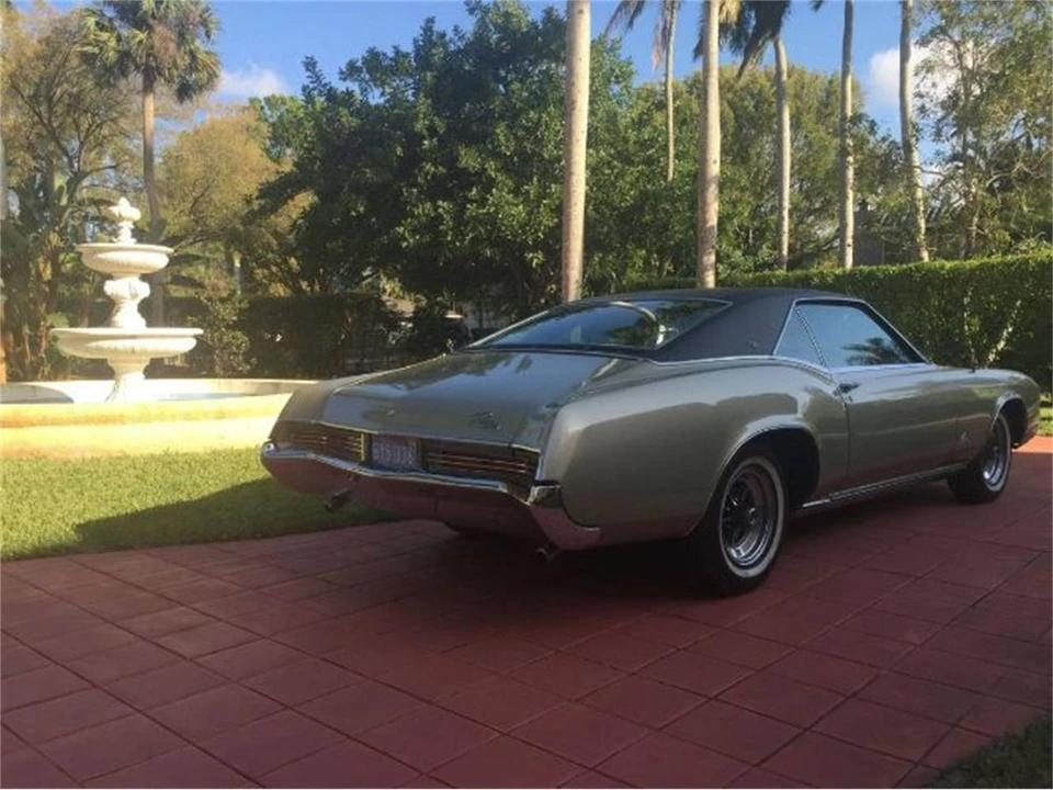 1967 Buick Riviera 2nd Gen - Image 12 of 18