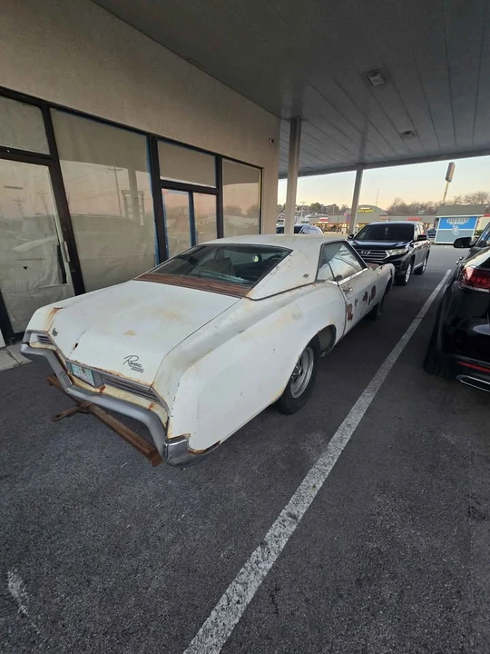 1967 Buick Riviera 2nd Gen - Image 5 of 12